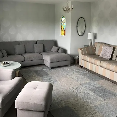 Carr House 펜션 케이톤