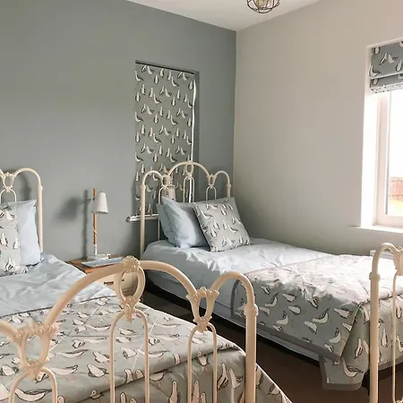 Carr House Cayton